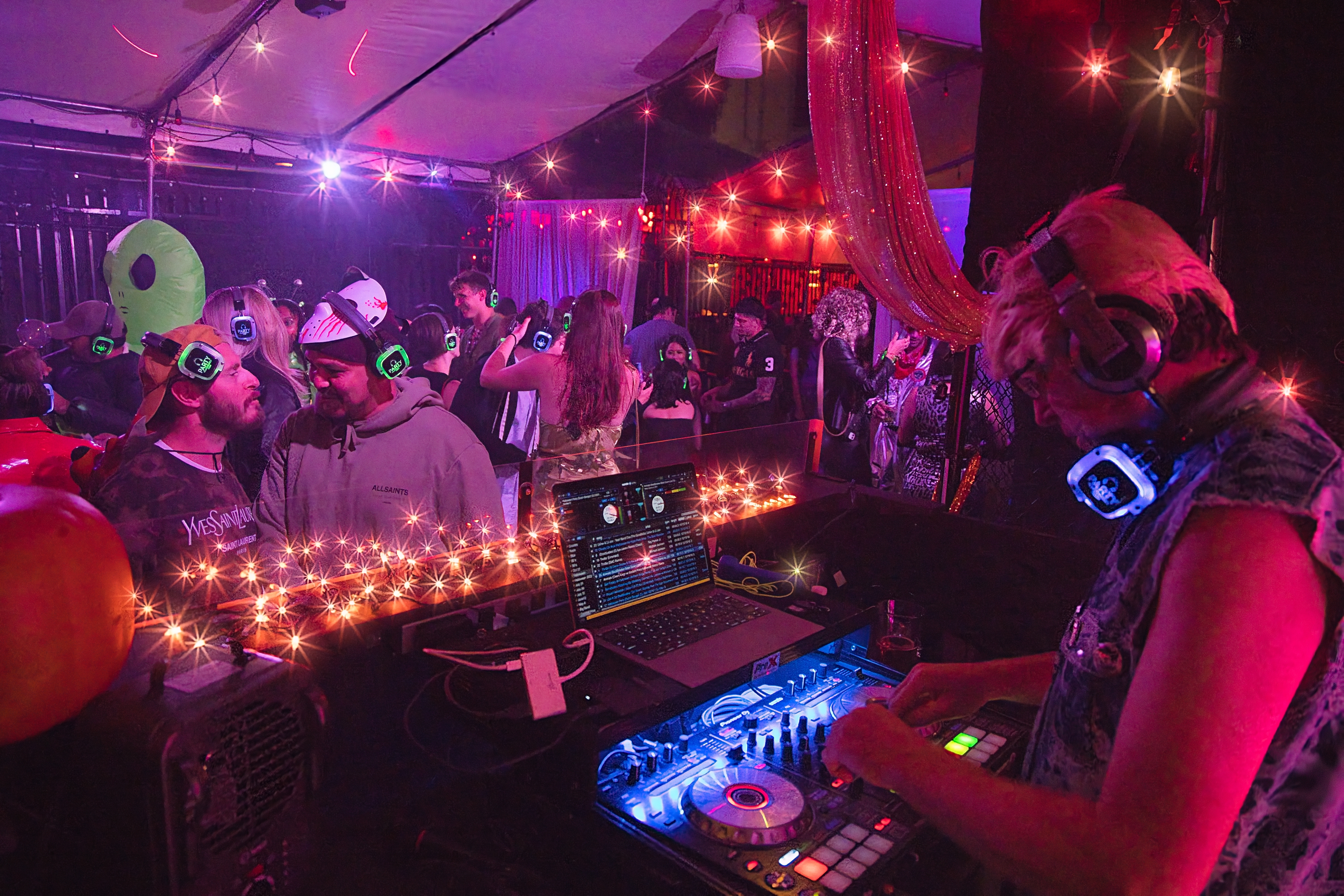 MUTE Silent Disco sfeer